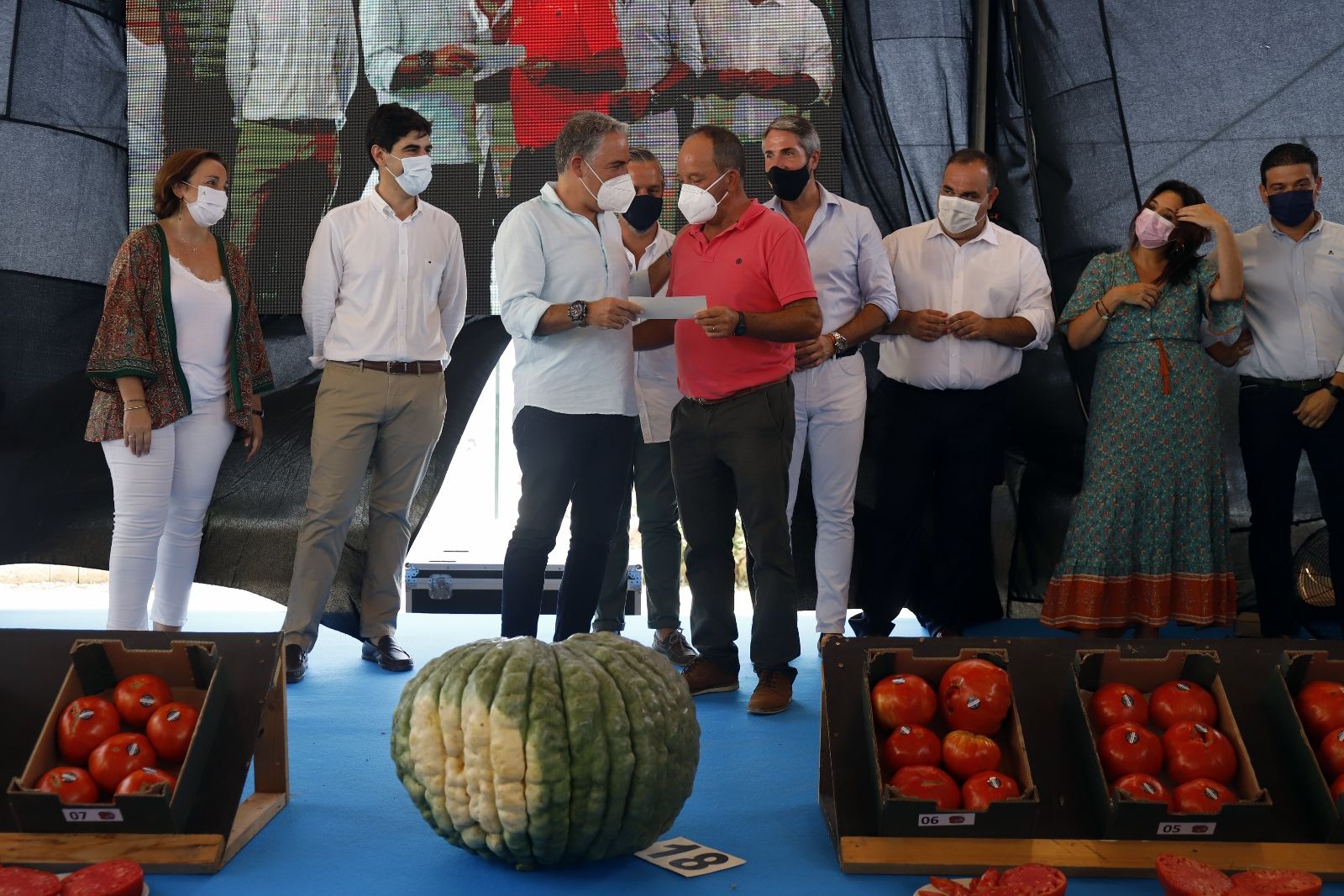 Concurso hortofrutícola de Coín y subasta Mejor Tomate Huevo de Toro