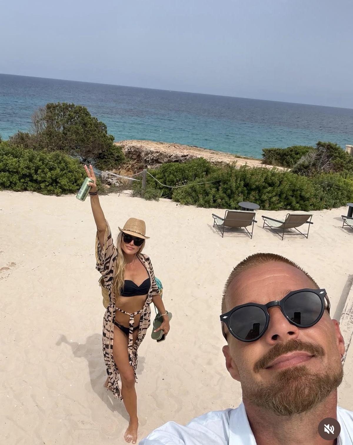 Esther Cañadas y Ricky Martin aprovechando días de verano para reencontrarse