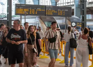 Más de ocho millones de viajeros pasaron por las estaciones de transporte en un año