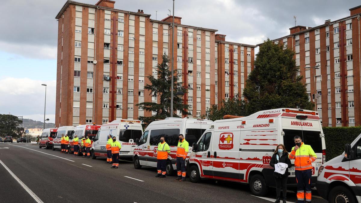 Homenaje de sus compañeros al técnico de ambulancia fallecido en Gijón