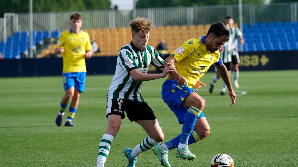 Las imágenes del Cádiz B-Córdoba CF