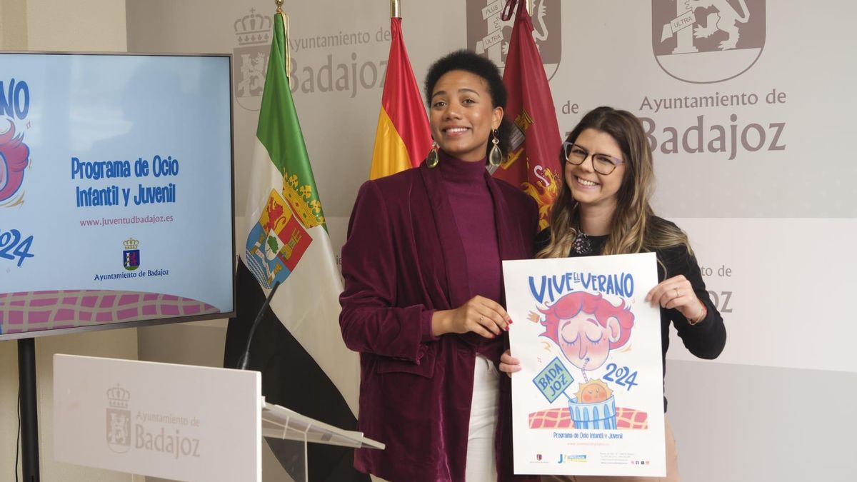 Mariema Seck junto a Rita Henriques esta mañana en la presentación del programa 'Vive el Verano'.