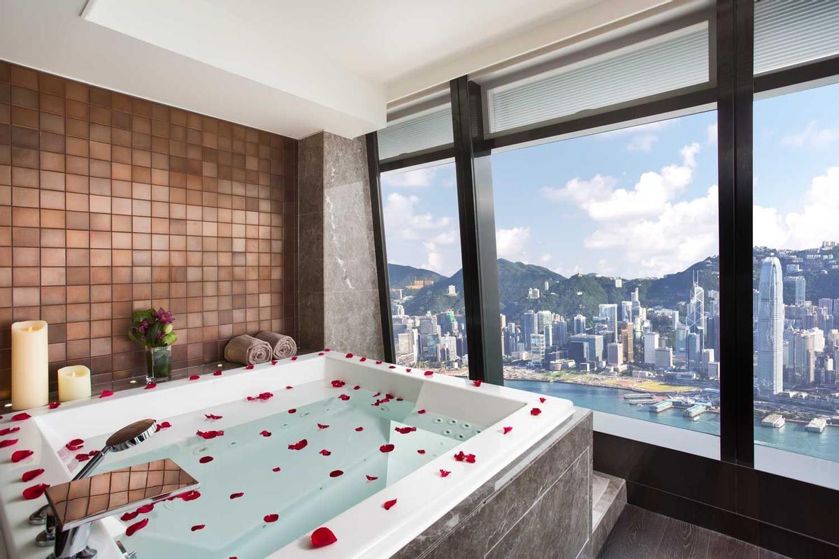 Ritz Carlton (Hong Kong)