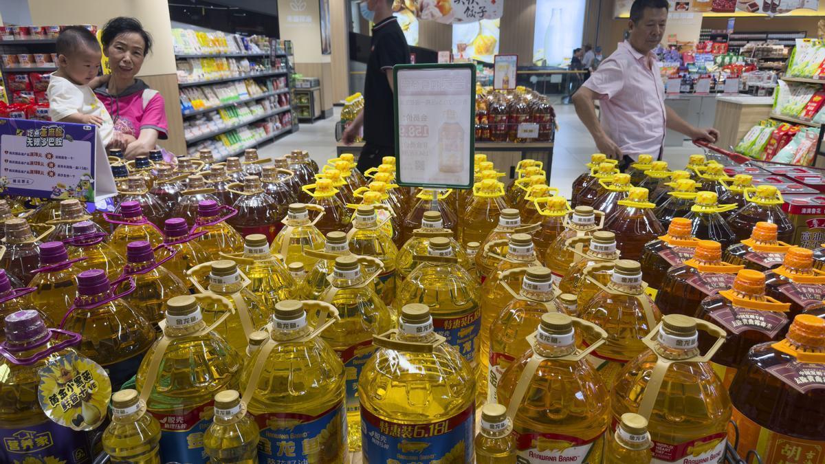 Aceite de cocinar en un supermercado de Pekín.