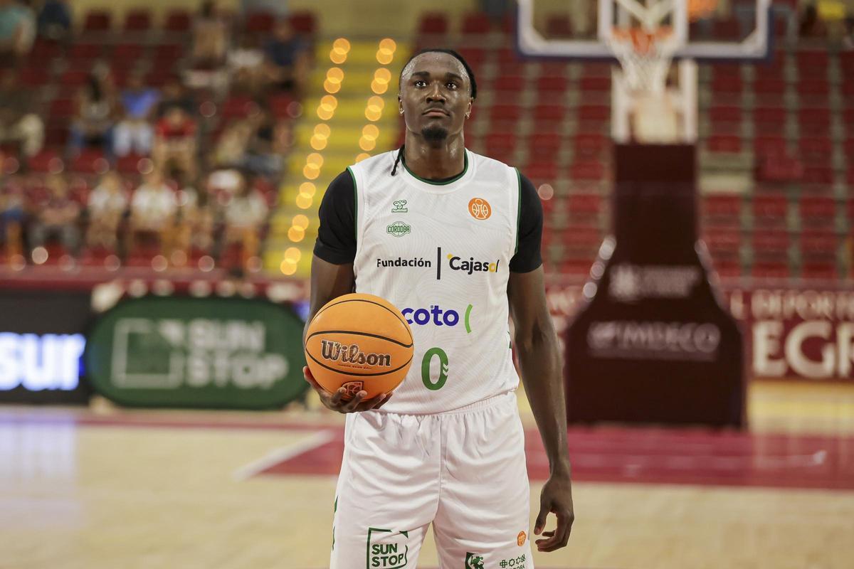 Leslie Nkereuwem