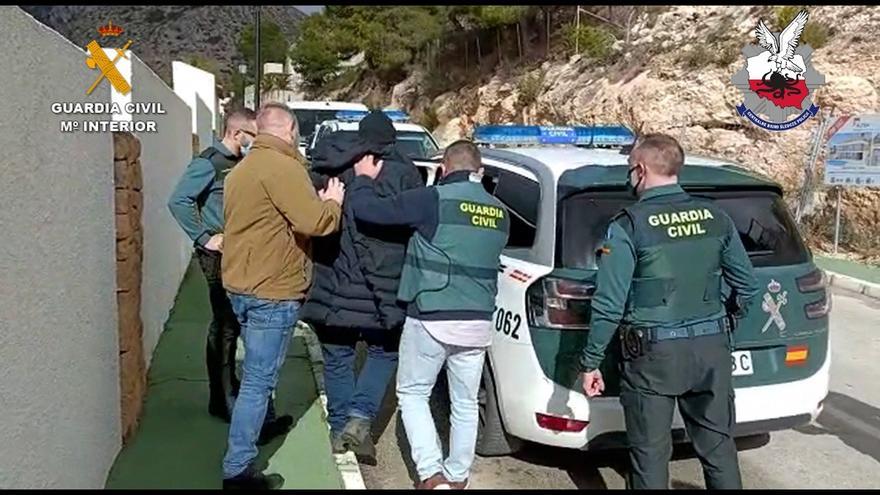Trece detenidos de una organización de narcotraficantes polacos que transportaba droga a España