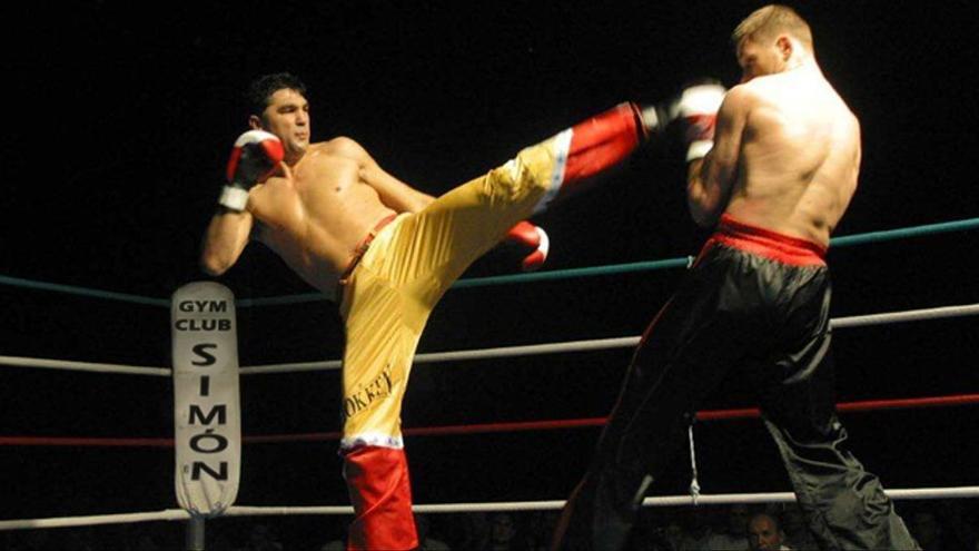 Del ring a la silla de ruedas: la historia del campeón Simón González y su lucha por ponerse en pie