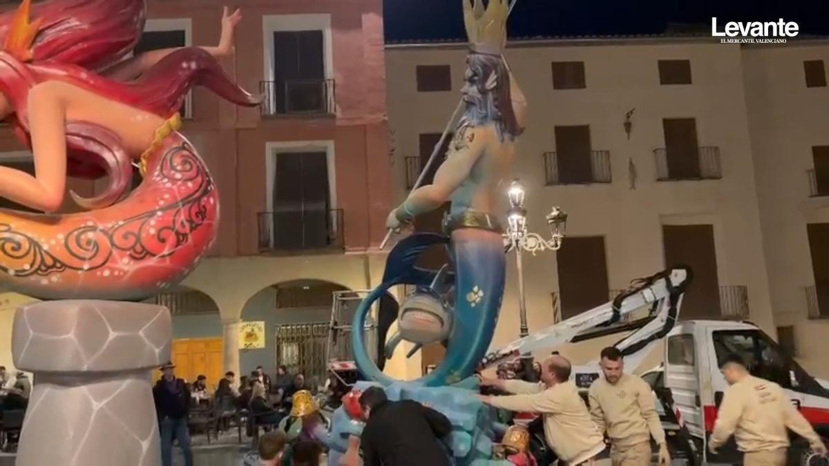 Así fue la plantà "al tomb" de la falla del Mercat de Xàtiva