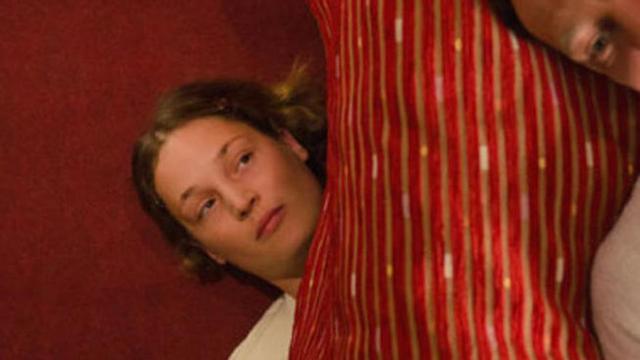 Fotograma de la película "The Chambermaid Lynn"
