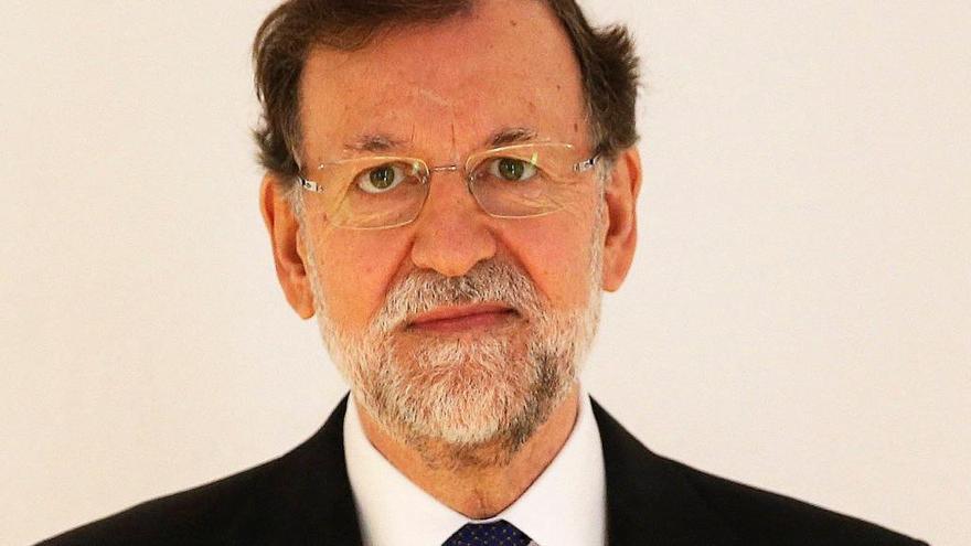 Rajoy: &quot;El futuro del Real Madrid pasa por que Messi se vaya a jugar a Australia&quot;