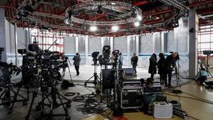 undefined50702576 graf797  madrid  02 11 2019   vista del plat  del debate ele191103175922