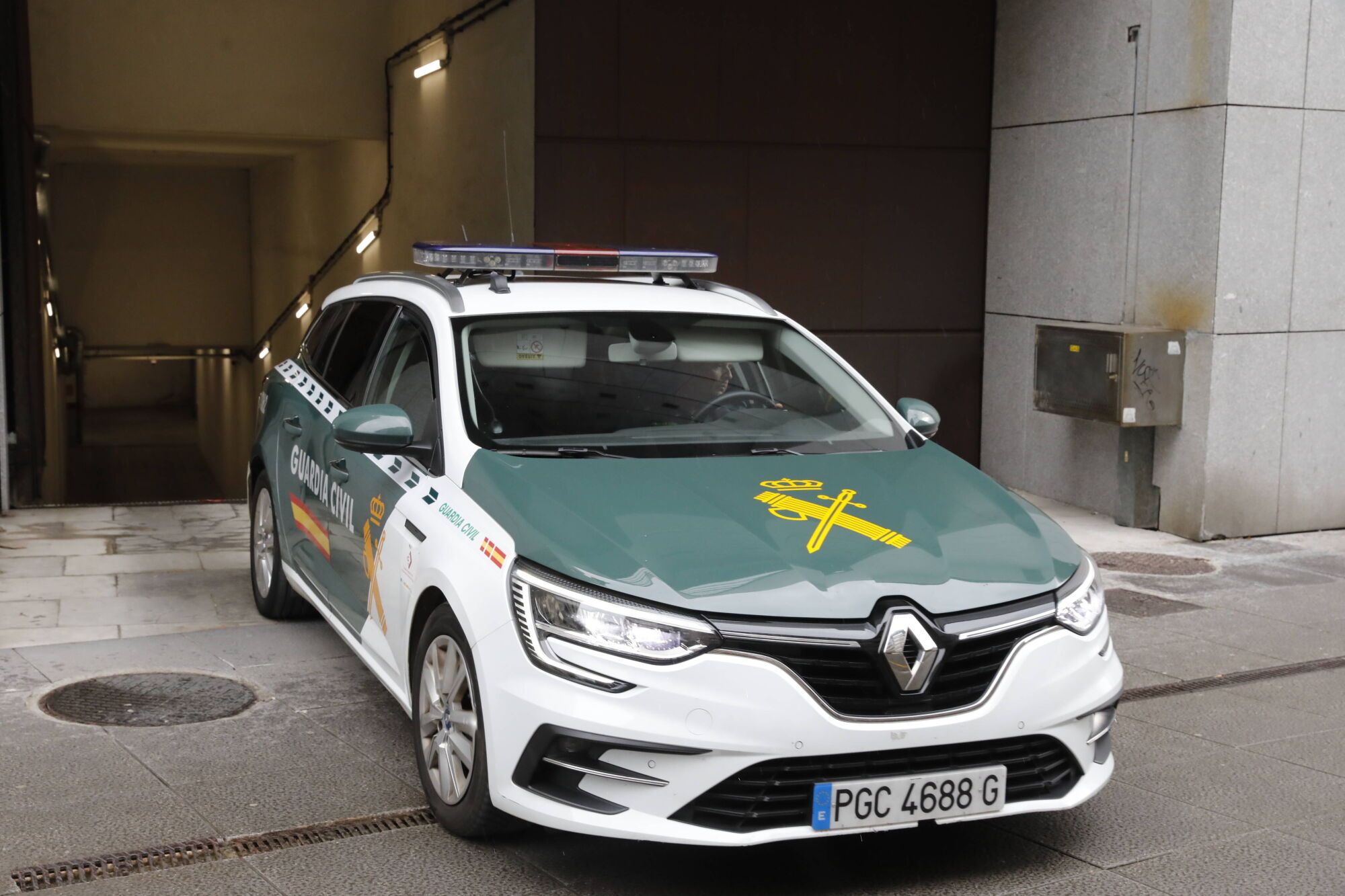 Ingresa en prisión el matrimonio que tenía encerrados a sus hijos en Oviedo