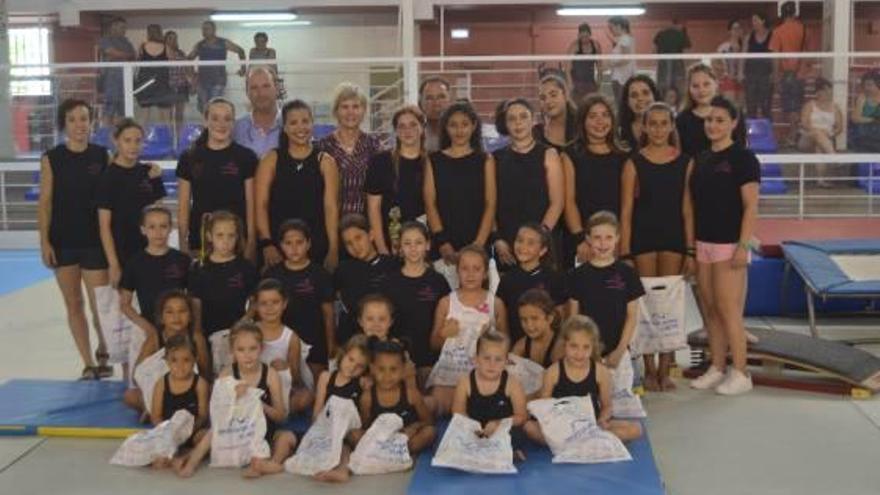 Exhibición de gimnasia en Orpesa