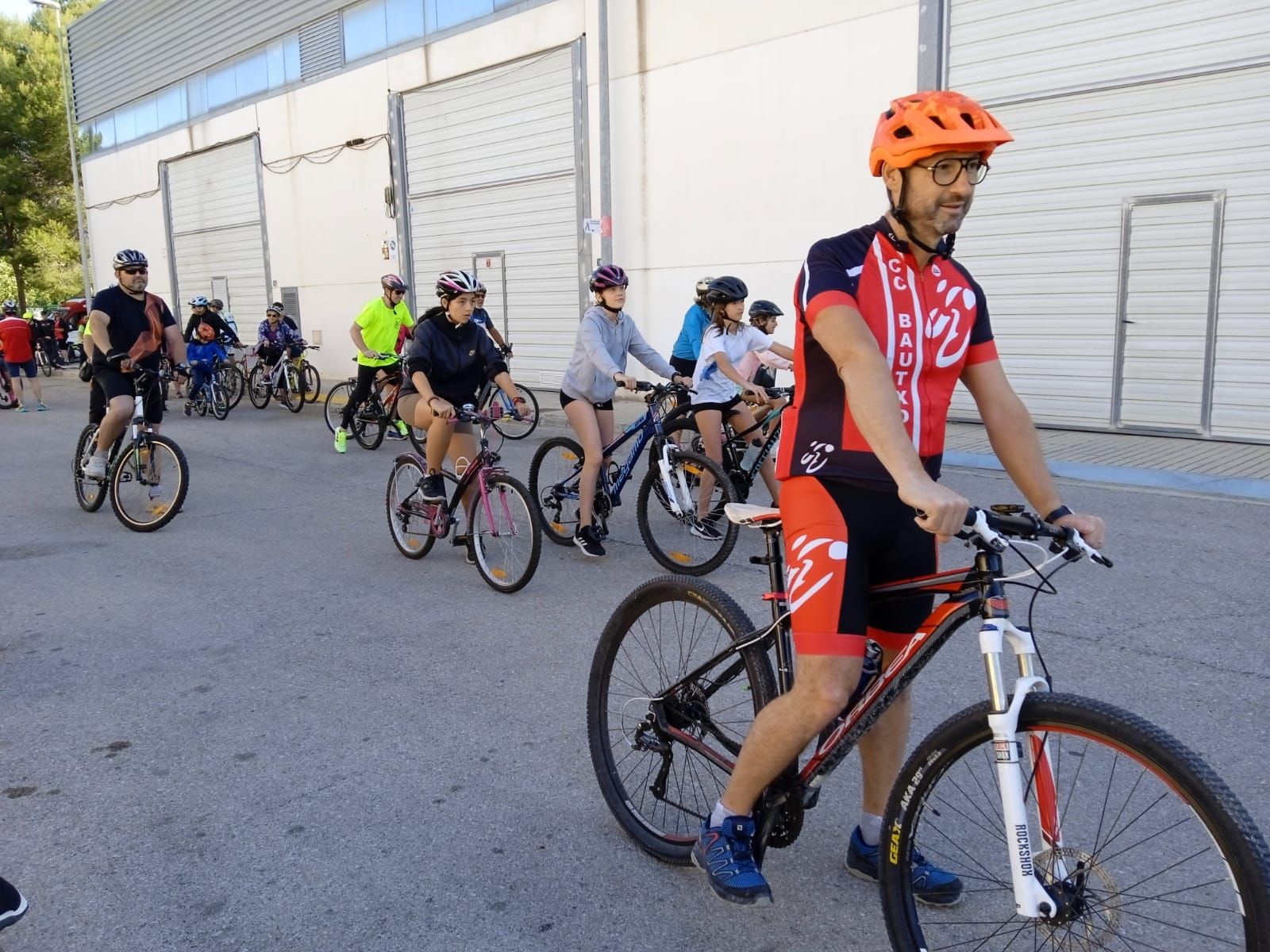 Dia de la natura y la Volta en la bici en l'Alqueria de la Comtessa