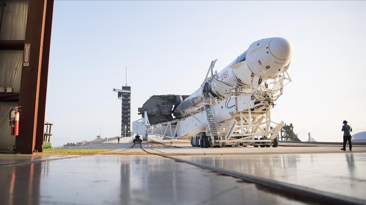 El SpaceX Falcon 9, el transbordador espacial que tiene contratado la Nasa a la empresa de Elon Musk.