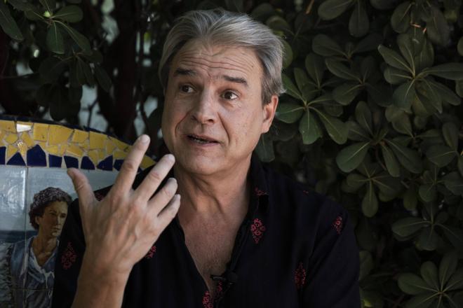 Así es el rodaje de 'Libre', dirigida por David Serrano: la comedia romántica conducida por las canciones de Nino Bravo