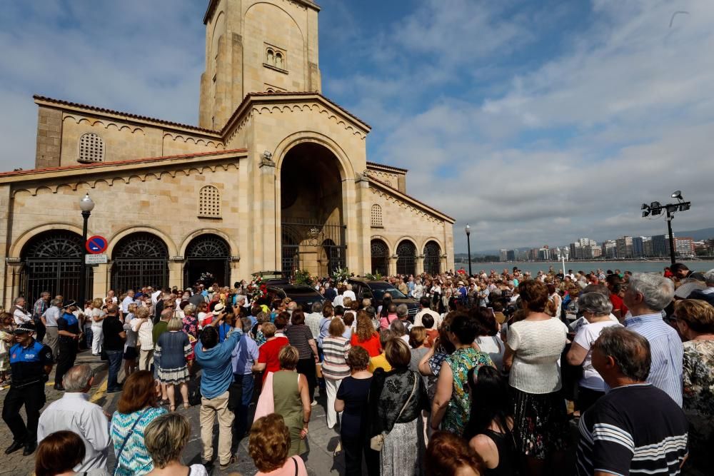 Funeral de Arturo Fernández: Emoción para despedir al chatín de la Puerta de la Villa