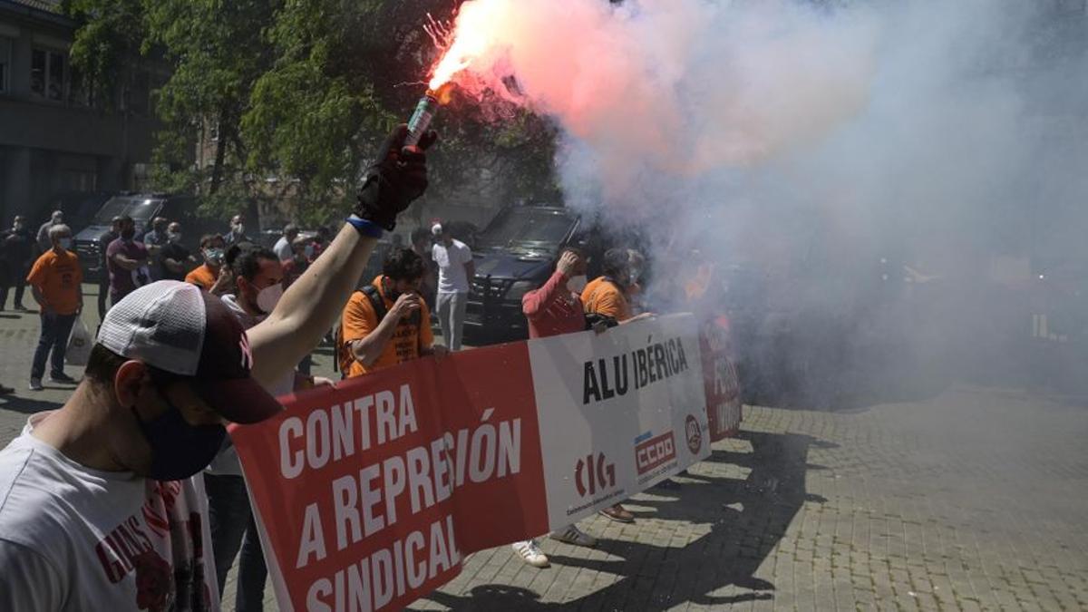 Protesta de trabajadores de Alu Ibérica.