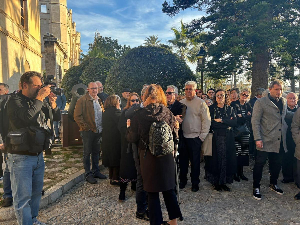 La capilla ardiente del expresidente de Baleares Francesc Antich, en imágenes