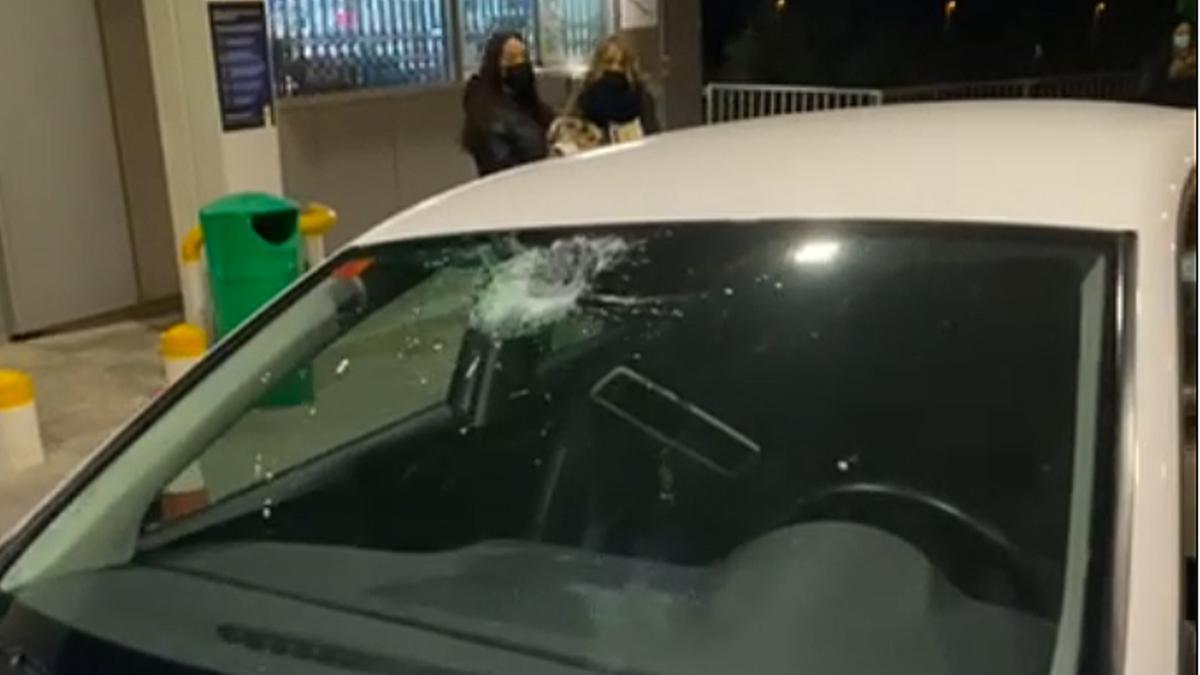 Lanzan piedras a los coches desde un puente en Cerdanyola