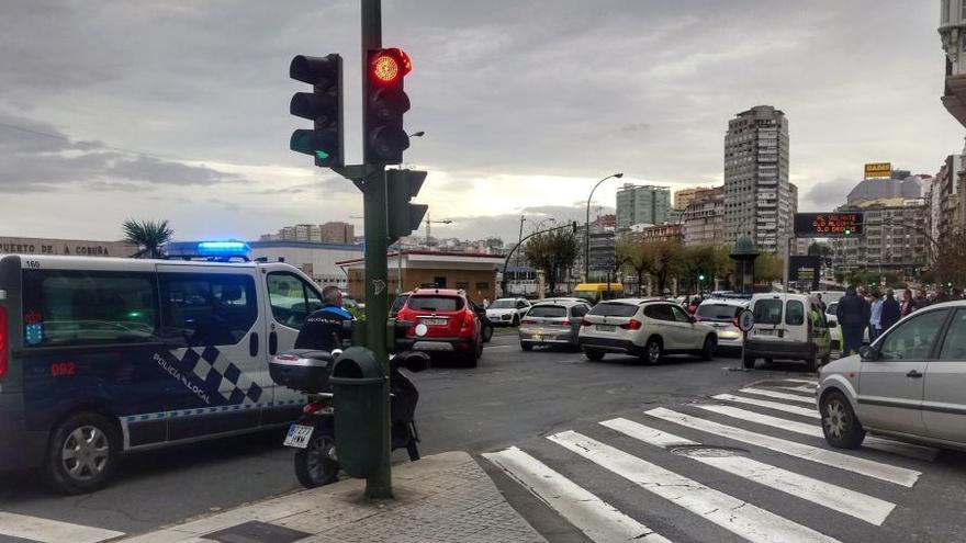 Fin de la persecución, en la plaza de Ourense.