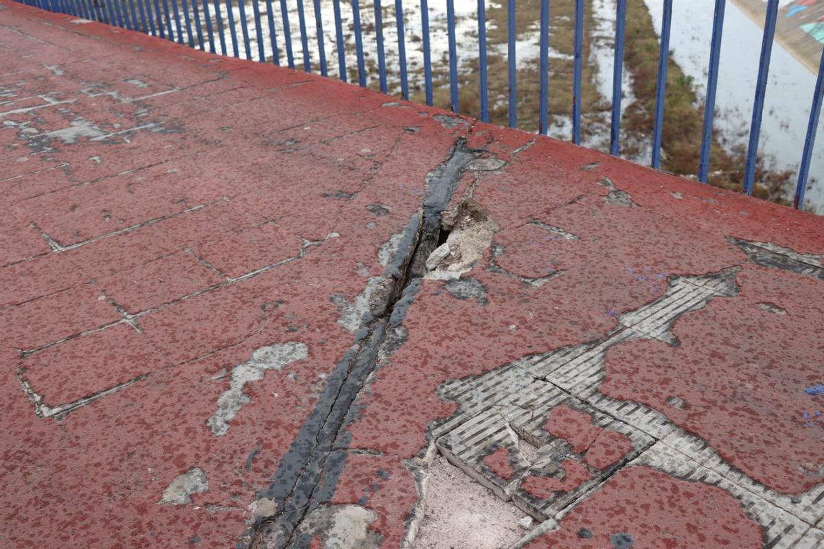 Estado en el que se encuentra la pasarela sobre el río Turia desde Xirivella