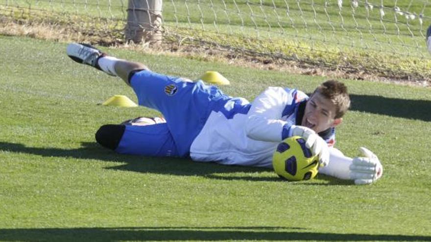 Guaita será el portero titular contra el Almería.