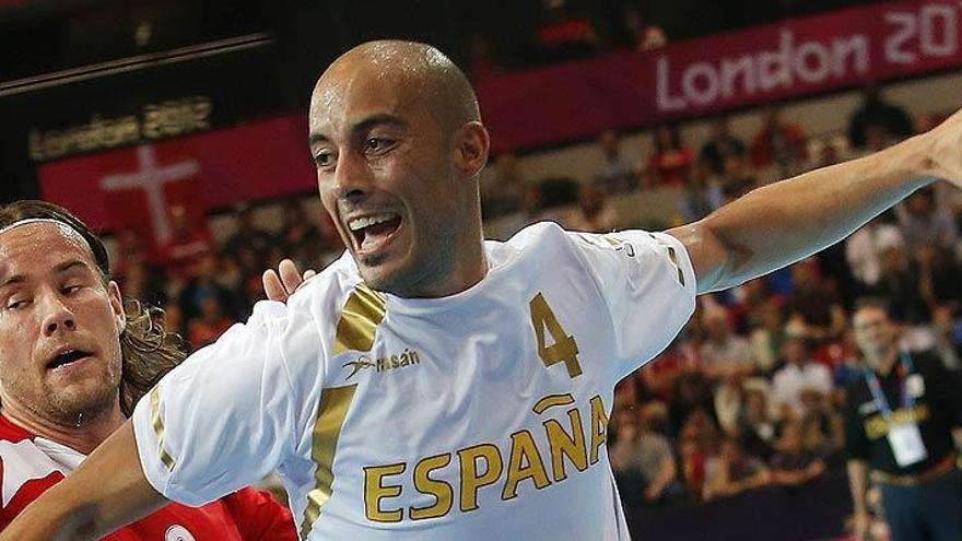 La selección de balonmano se topa con el muro danés