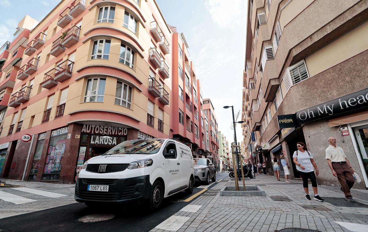 Apertura al tráfico de la calle de La Rosa, Santa Cruz de Tenerife