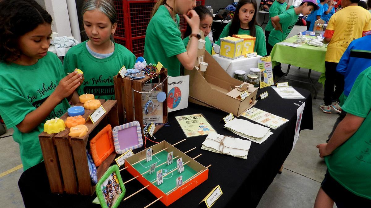 La cinquena Trobada de Cooperatives Escolars del Bages es va fer ahir a Avinyó