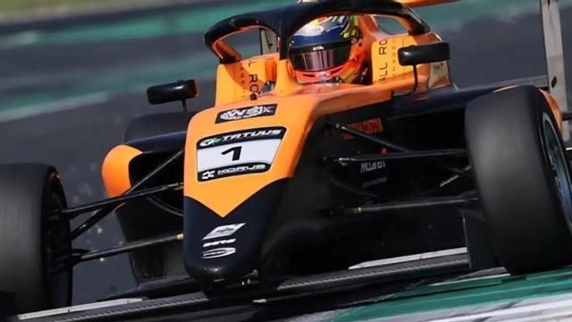 Christian Costoya al volante de su monoplaza.  |