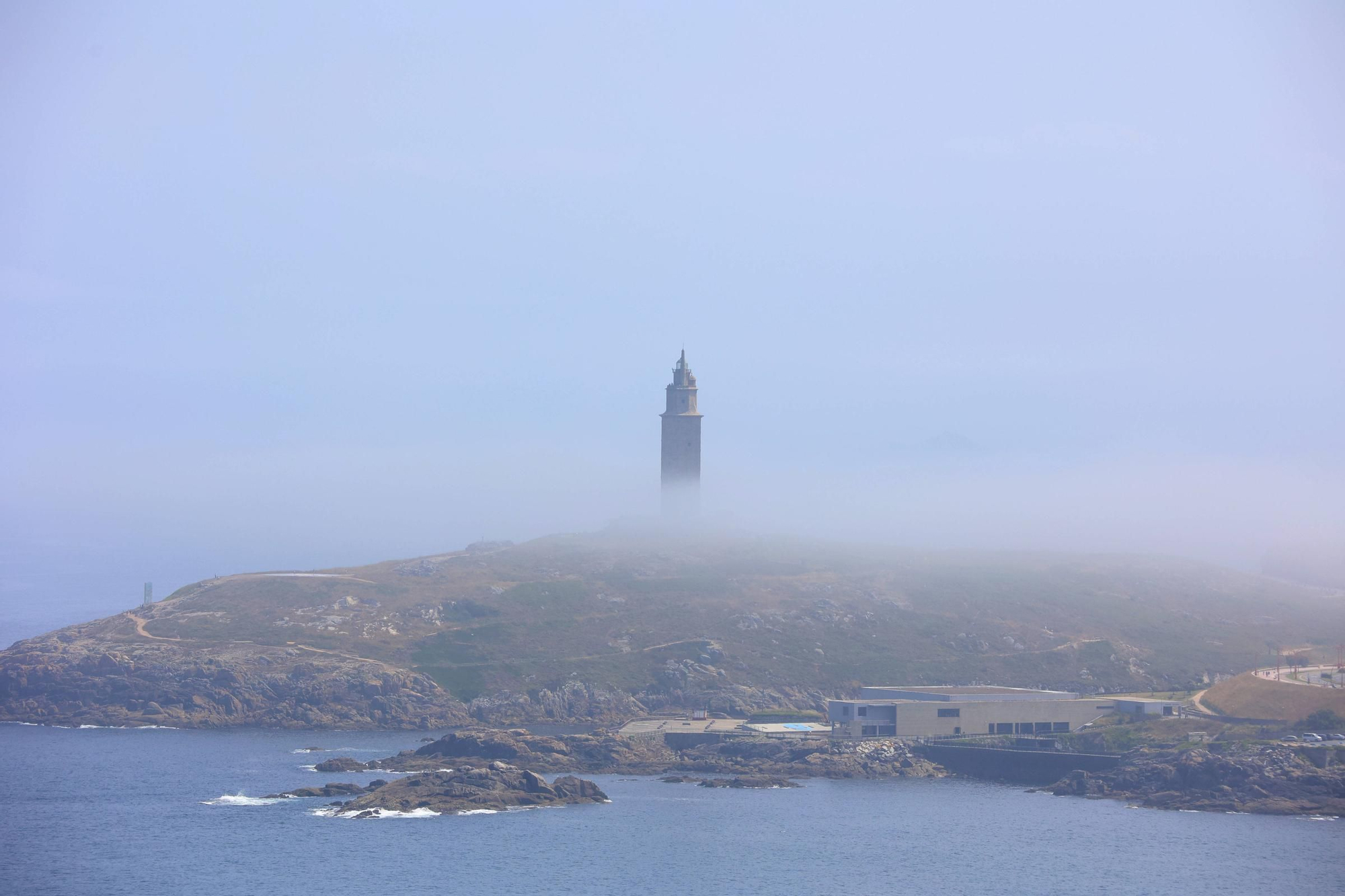 Julio arranca con días de niebla en A Coruña