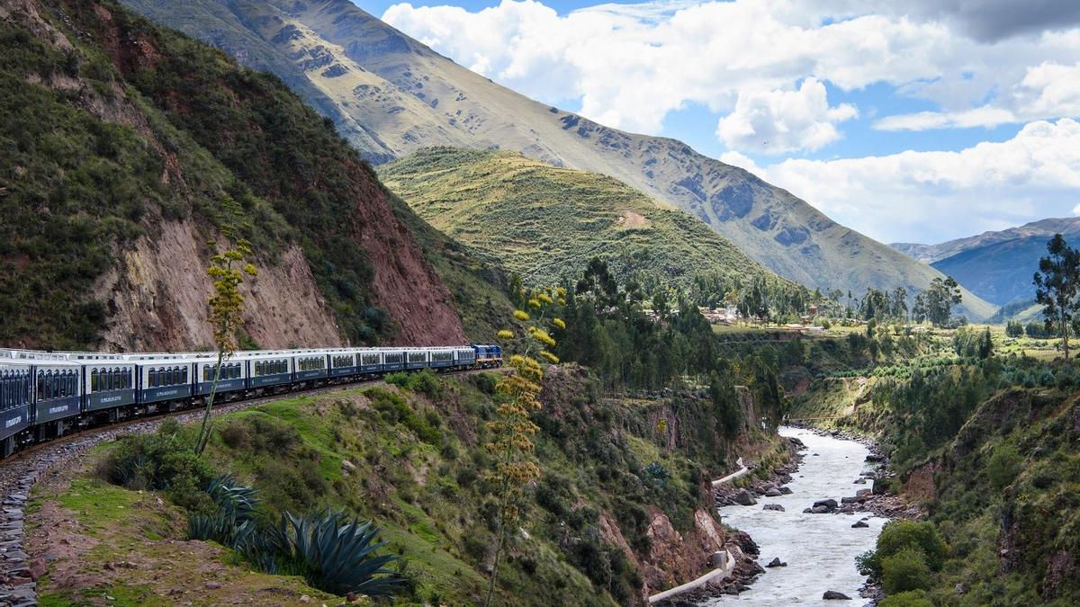 Tren Perú Andean Explorer