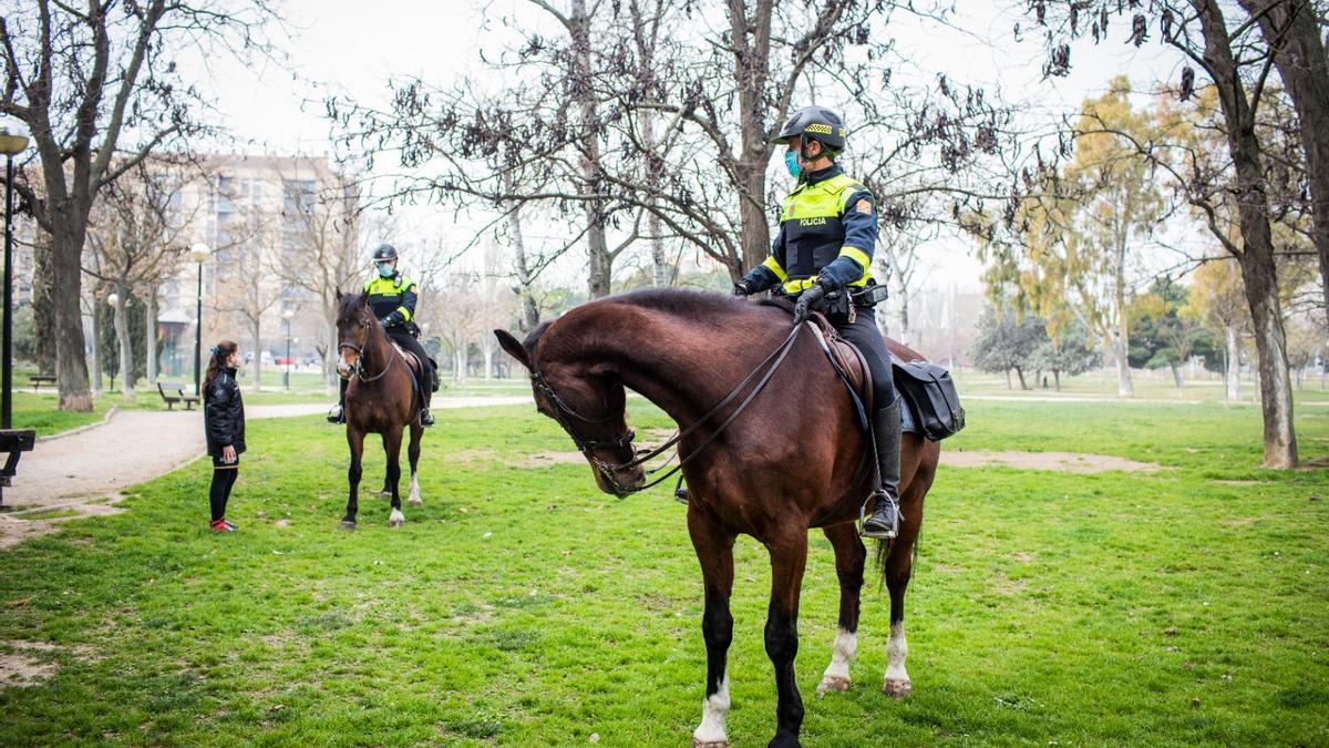 En 2021, el año pasado, no hubo Cincomarzada y la Policía Local patrulló los parques para evitar fiestas improvisadas.