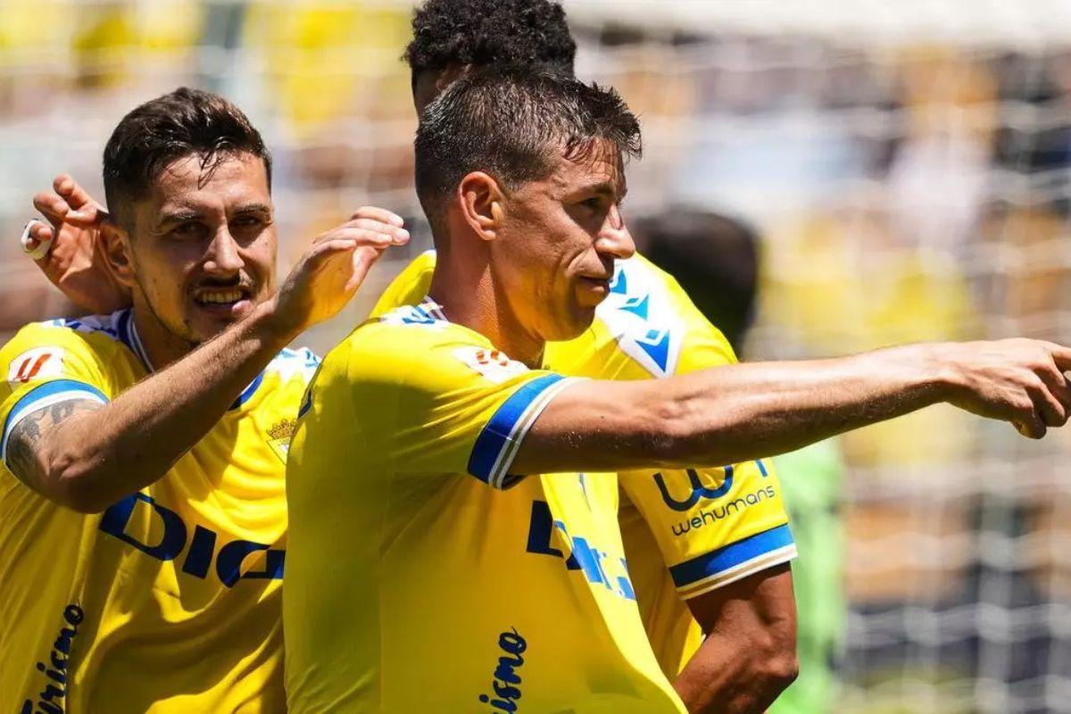 Alcaraz celebra su gol anate el Getafe.