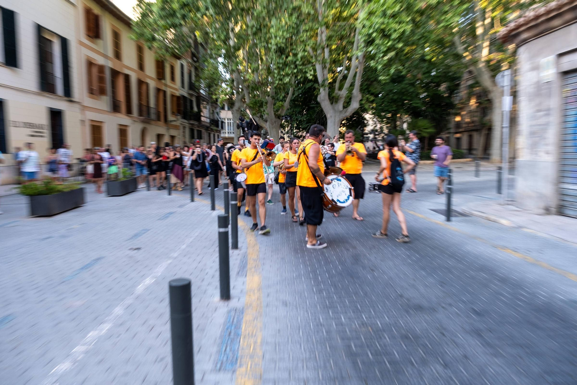 FOTOS | Sant Rescat da el pistolezado de salida a las fiestas de Canamunt