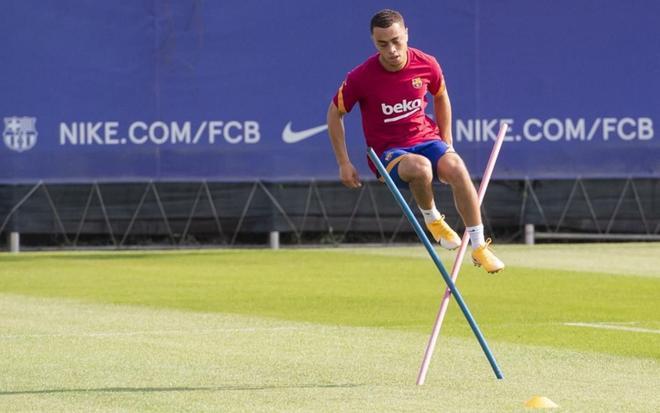 Primer entrenamiento de Sergiño Dest en la Ciutat Esportiva Joan Gamper como jugador del FC Barcelona.