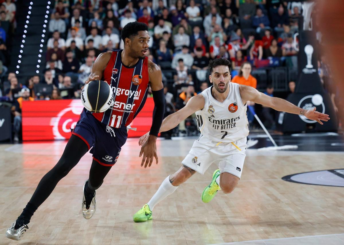 Trent Forrest, el mejor del partido con 38 de valoración y MVP de la Copa.