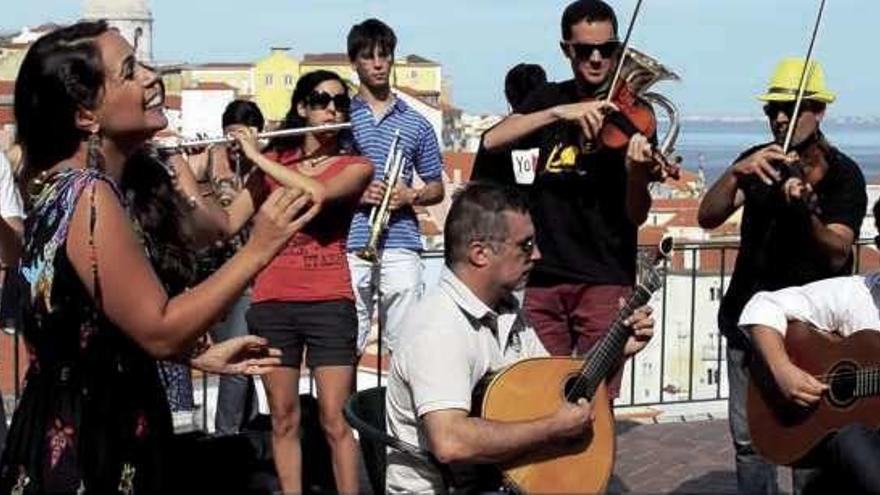 La Orquesta de Siero da la nota con sus &quot;flashmob&quot;