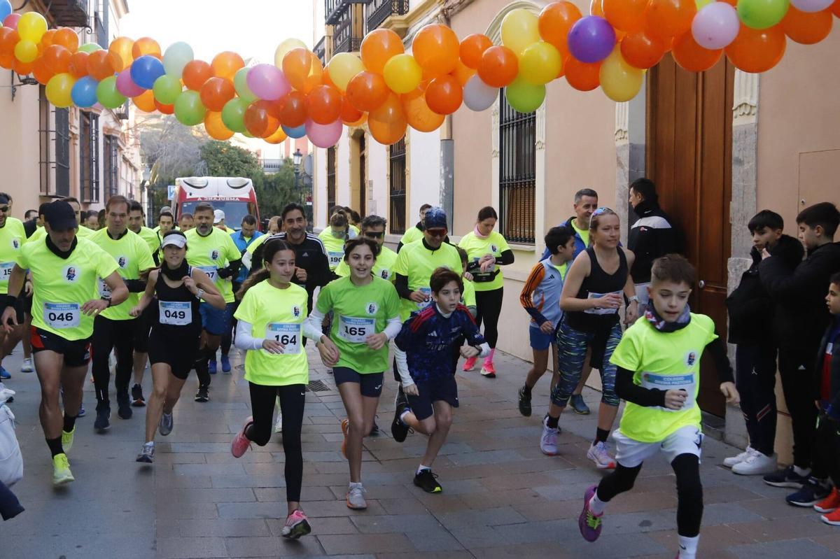 La 3ª carrera solidaria del colegio Divina Pastora recorre las calles de Córdoba
