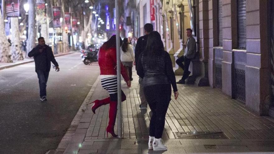 Aragón restringirá ayudas a los medios con publicidad que incite a prostitución