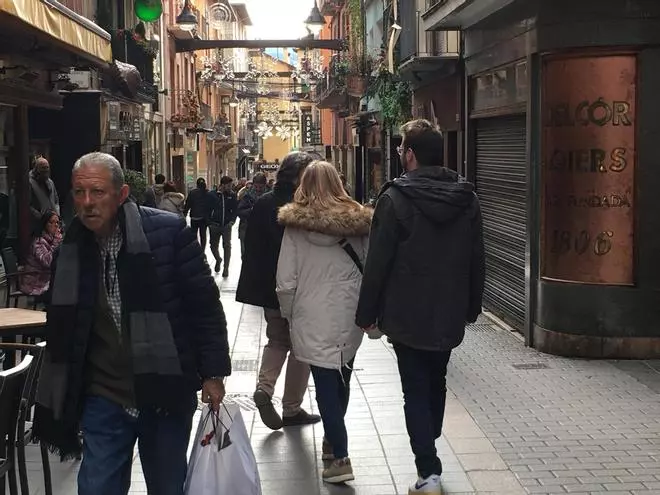 Cues als comerços de la Cerdanya pel pont de la Puríssima