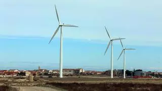 Endesa adapta la renovación de sus molinos de La Muela a las exigencias de Defensa