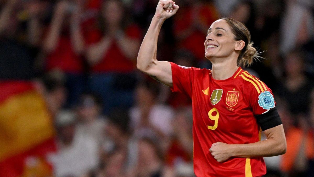 Esther González durante el partido de España contra Portugal.