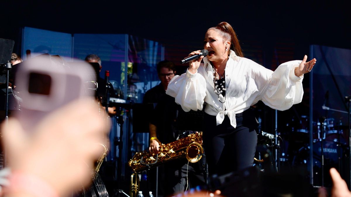 Fiestas de la Hispanidad 2025 en Madrid, en directo: sigue en vivo el concierto de Gloria Estefan en la plaza de Colón