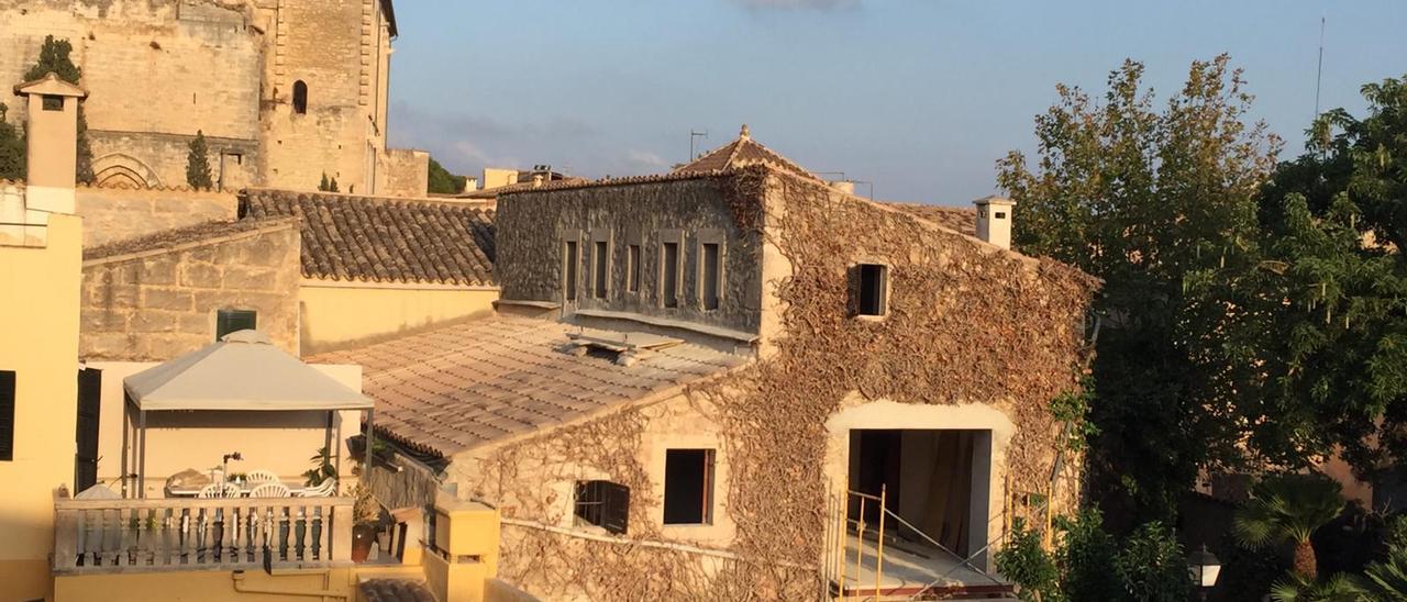 Imagen de las obras que se llevan a cabo en el patio interior del futuro restaurante.