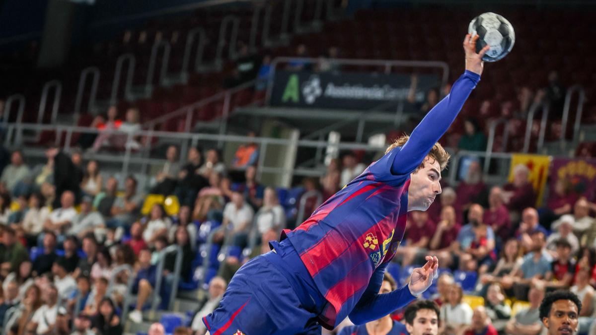 Oscar Grau tuvo pocos minutos ante el Bada Huesca
