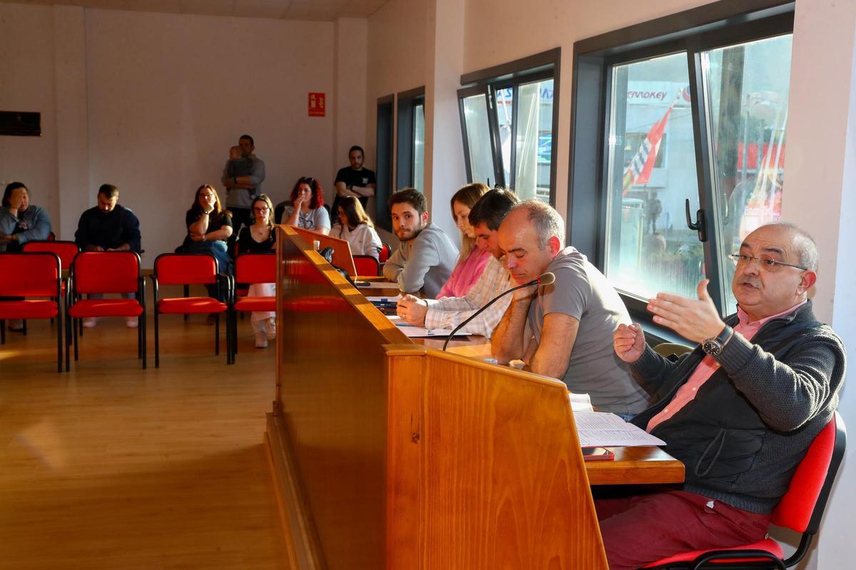 Los concejales de la oposición, en el pleno celebrado esta tarde.