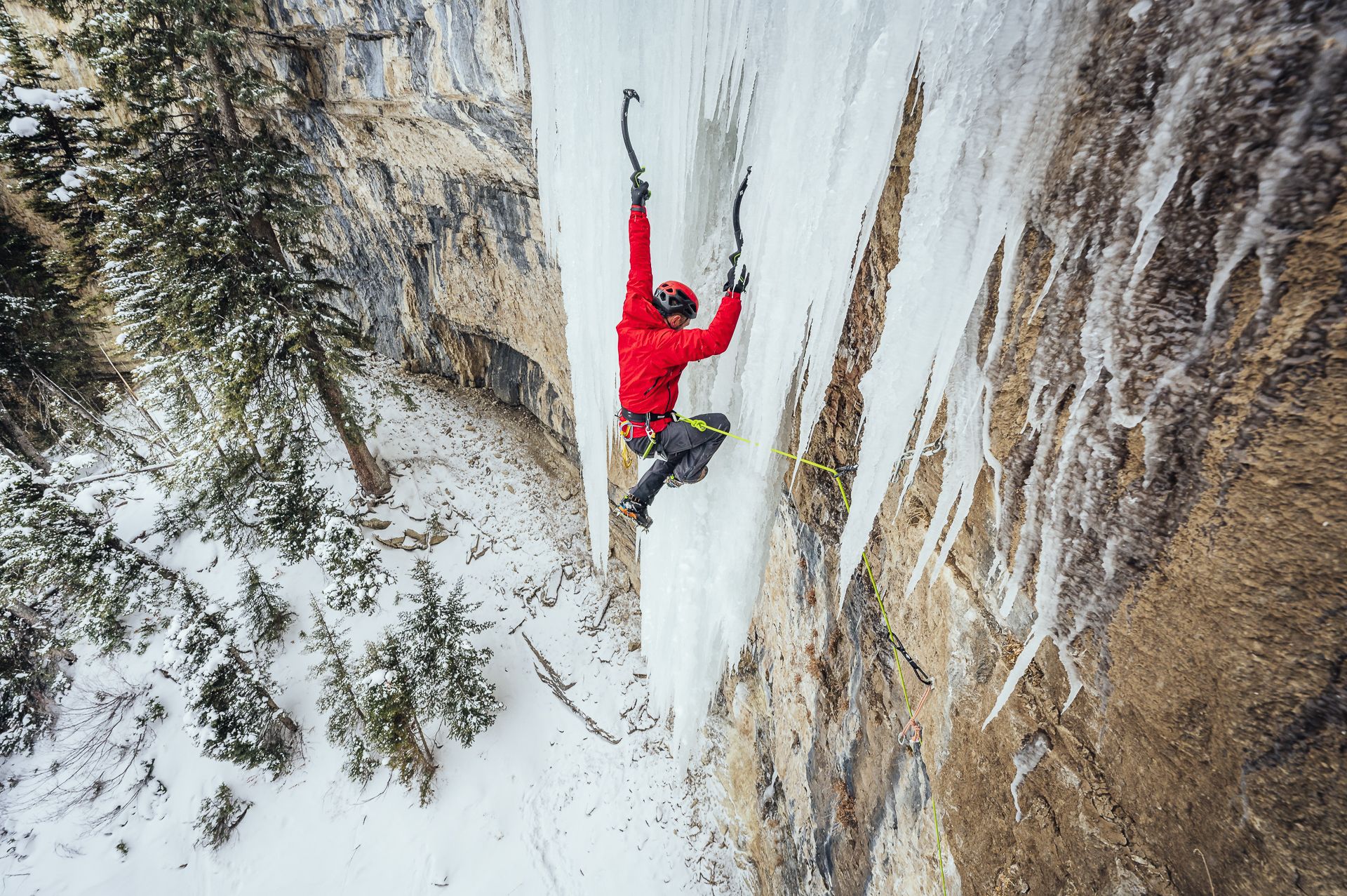 AARON MULKEY, RIDING THE ICE - Jeremiah Watt (USA) - Highly Commended WINTER MOUNTAIN SPORTS.jpg