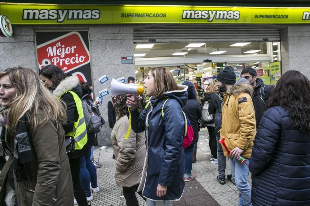 Huelga de los supermercados en Asturias.